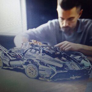 1332pcs luxury limited-edition super-sports car mechanical assembly kit NWT